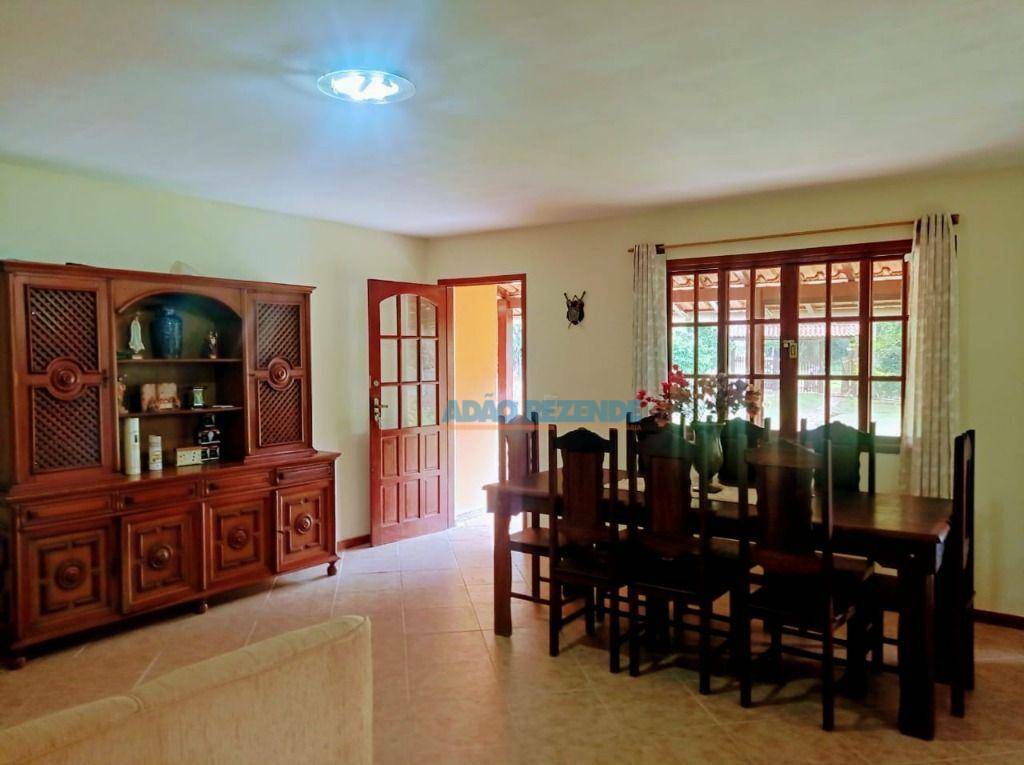 Casa de Condomínio à venda com 5 quartos, 302m² - Foto 11