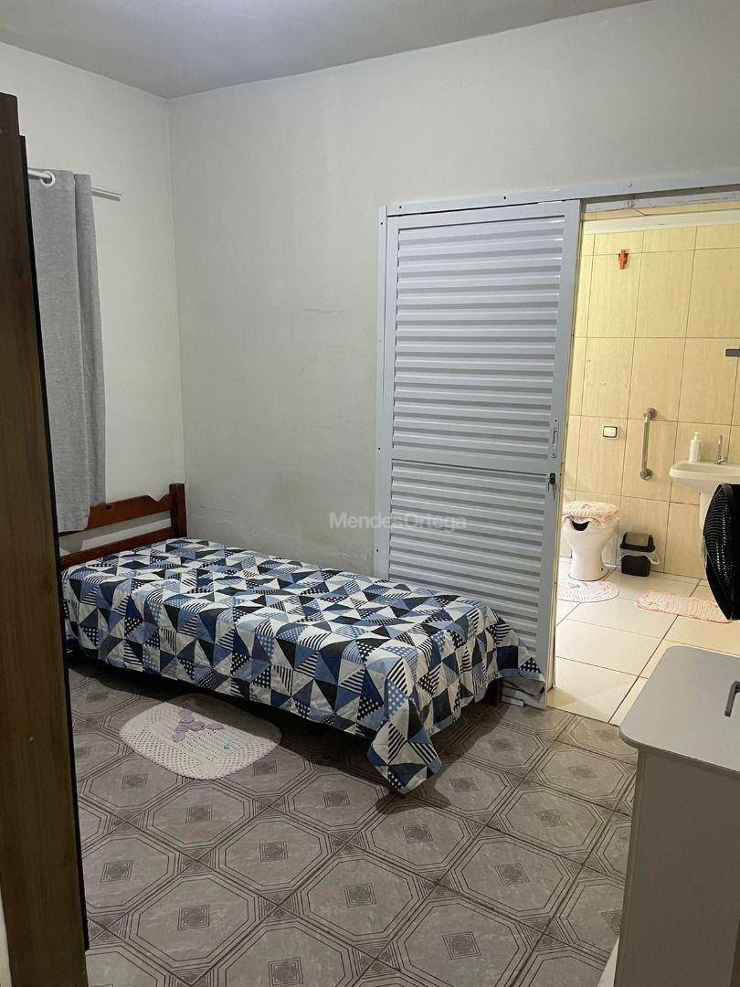 Casa à venda com 3 quartos, 250m² - Foto 6