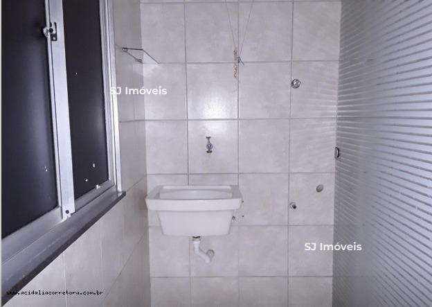 Apartamento para alugar com 3 quartos, 107m² - Foto 16