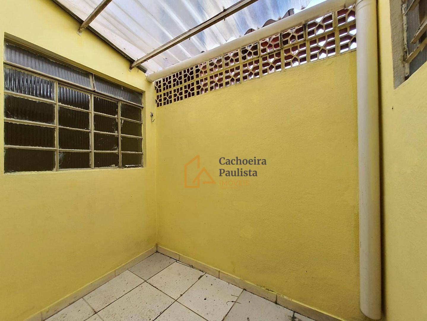 Casa à venda com 2 quartos, 71m² - Foto 8