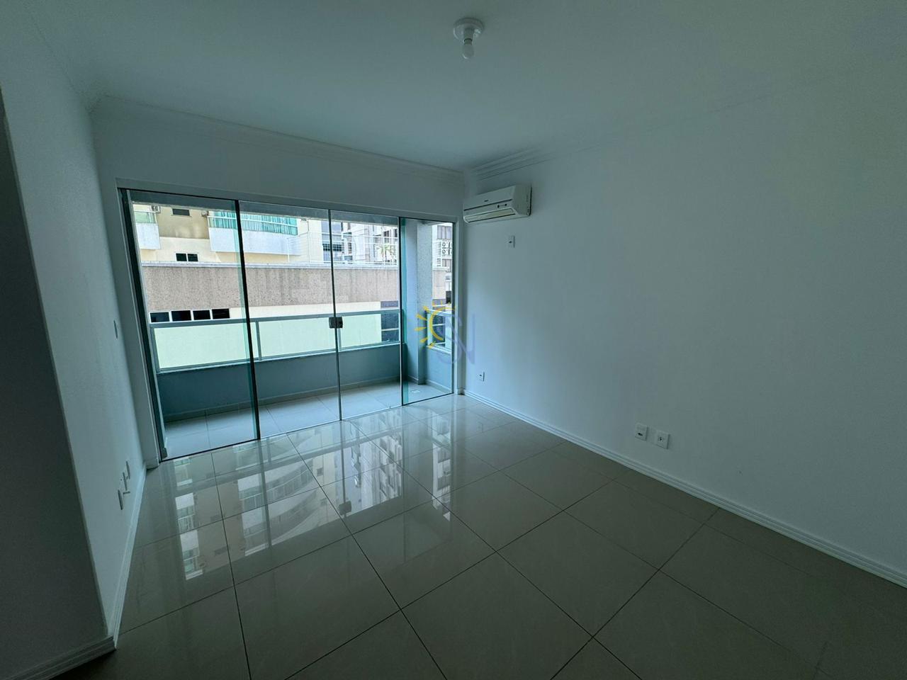 Apartamento à venda com 4 quartos, 114m² - Foto 7