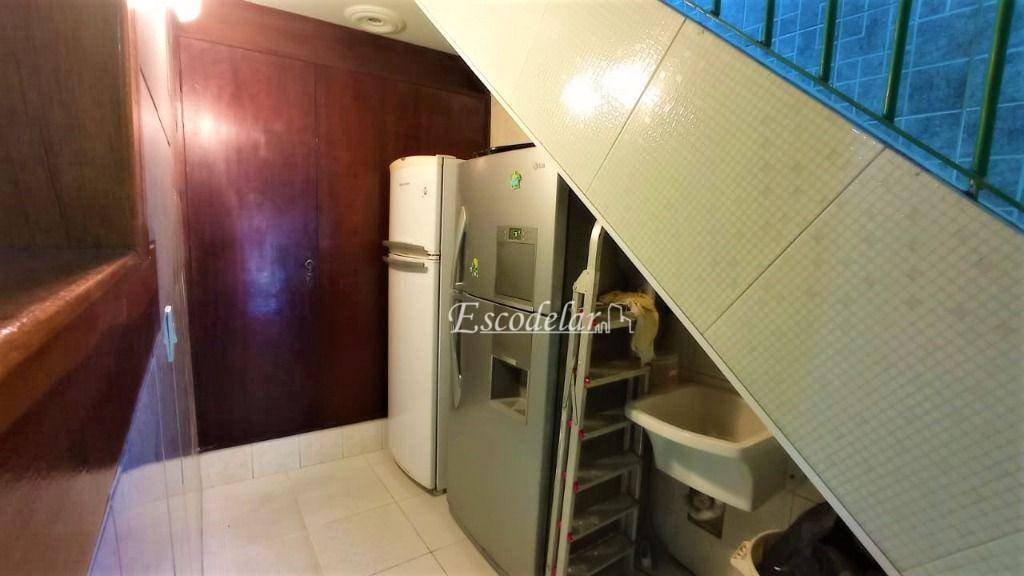 Sobrado à venda com 3 quartos, 200m² - Foto 35