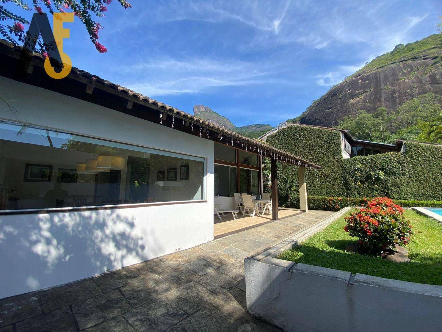 Casa de Condomínio à venda com 4 quartos, 596m² - Foto 59