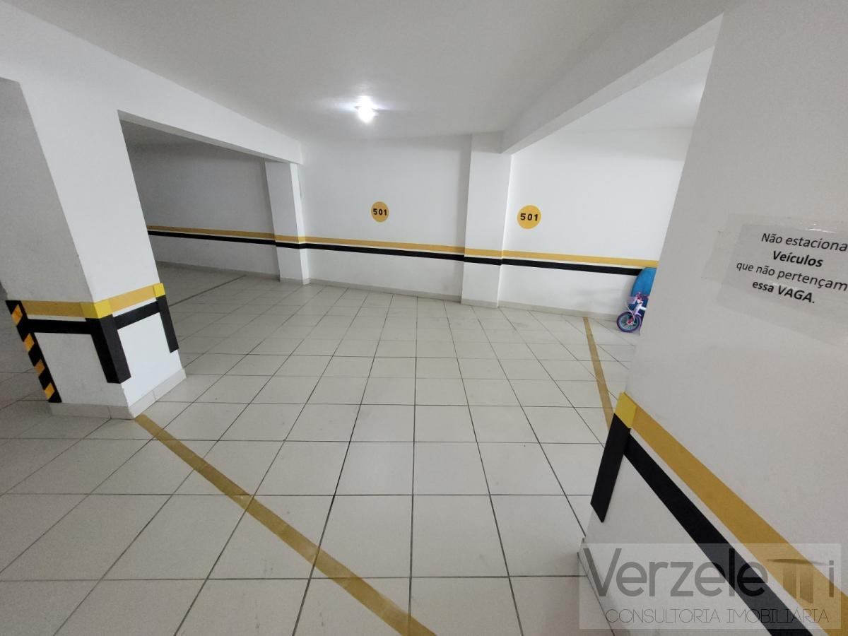 Apartamento para alugar com 3 quartos, 320m² - Foto 3