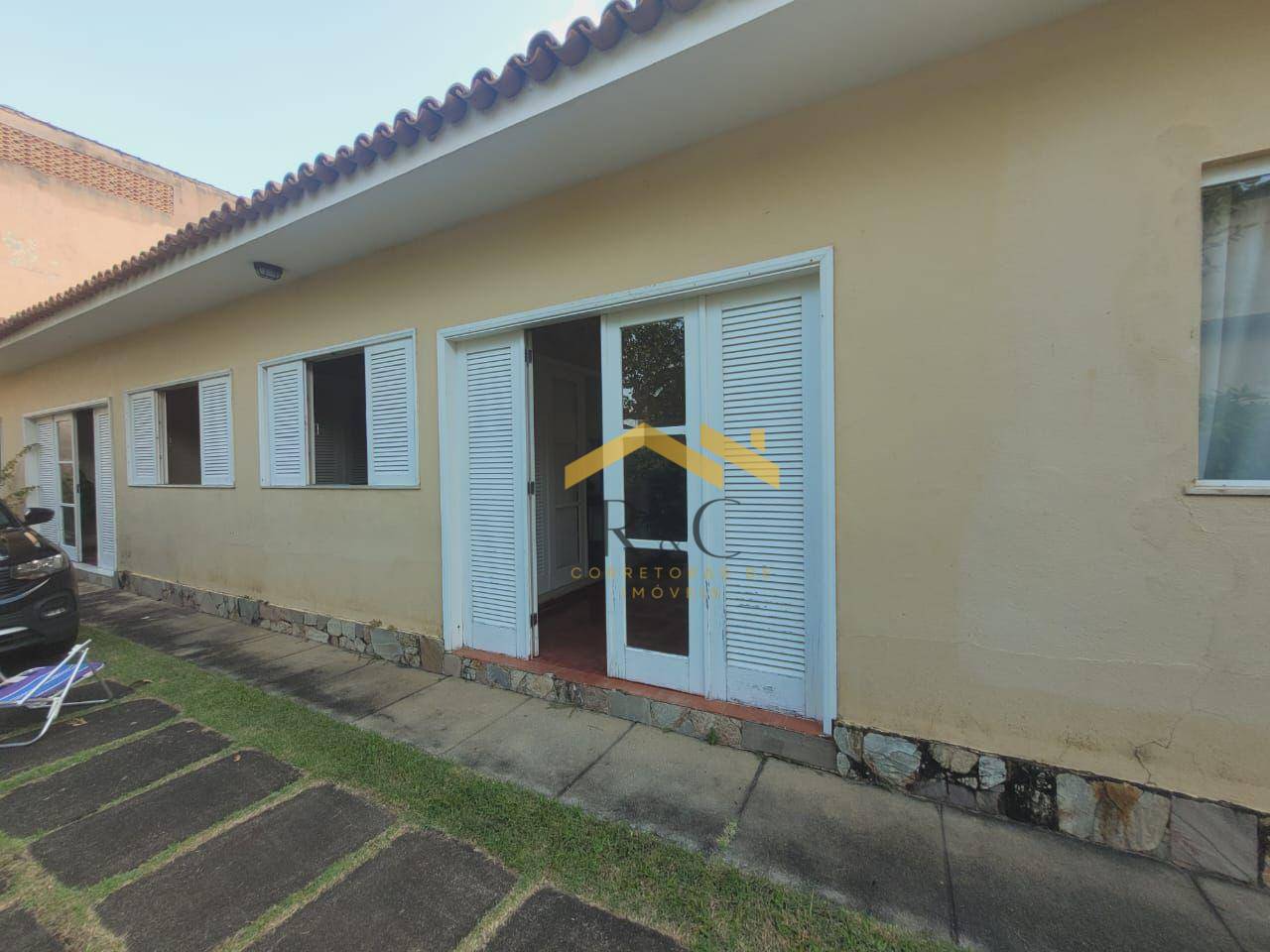 Casa à venda com 2 quartos, 65m² - Foto 2