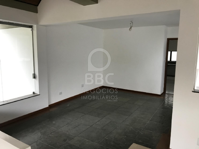 Sobrado à venda com 2 quartos, 500m² - Foto 4