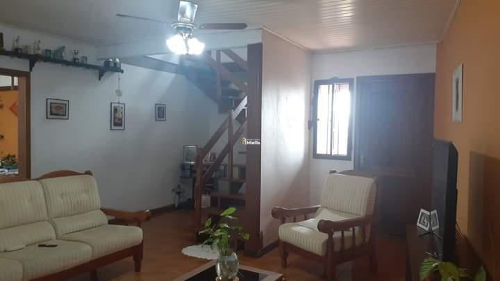 Casa à venda com 5 quartos, 158m² - Foto 4