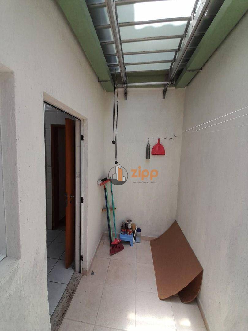 Sobrado à venda com 3 quartos, 160m² - Foto 15