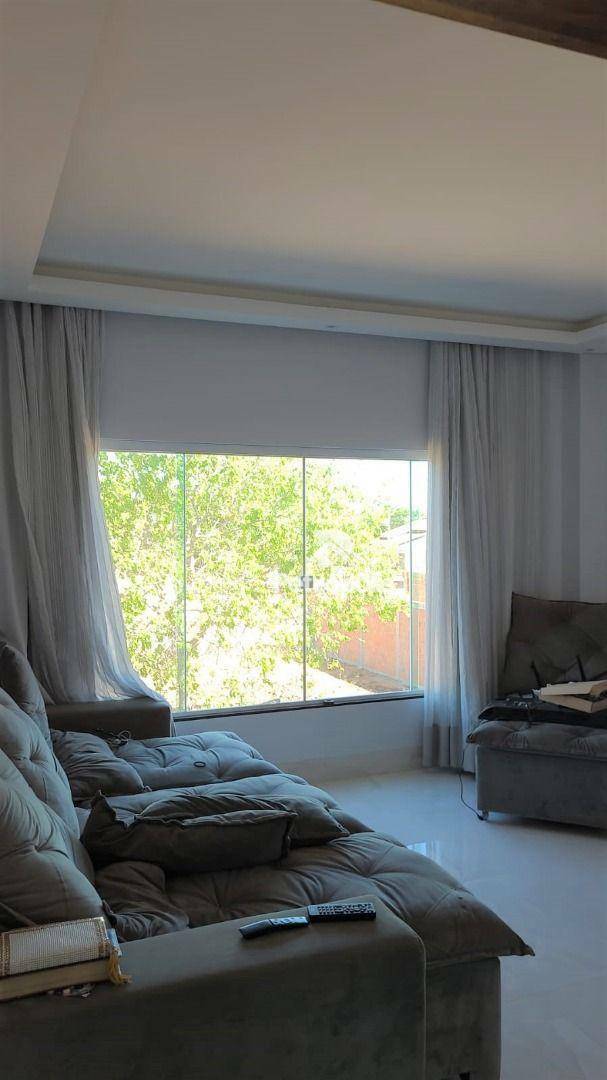 Sobrado à venda com 3 quartos, 247m² - Foto 4