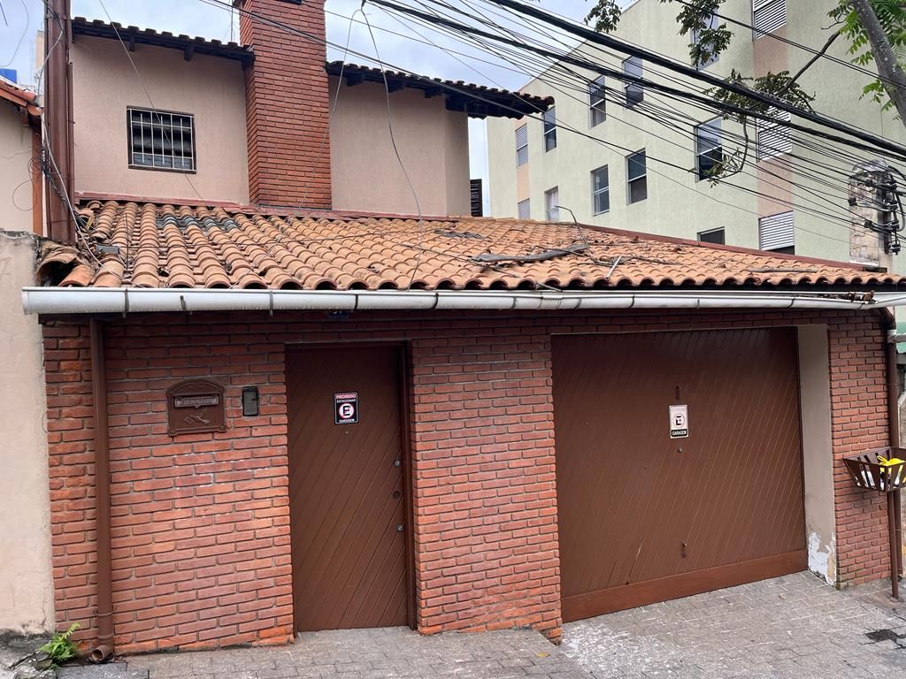 Sobrado à venda com 3 quartos, 232m² - Foto 2