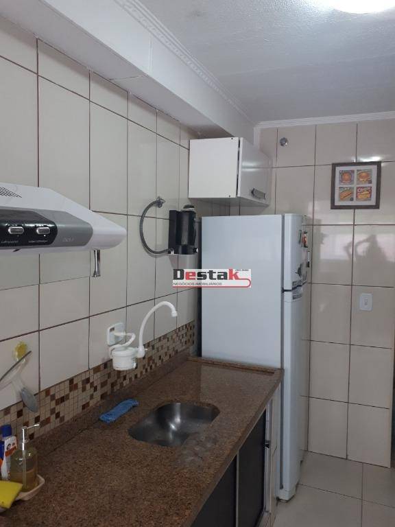 Apartamento à venda com 2 quartos, 56m² - Foto 7