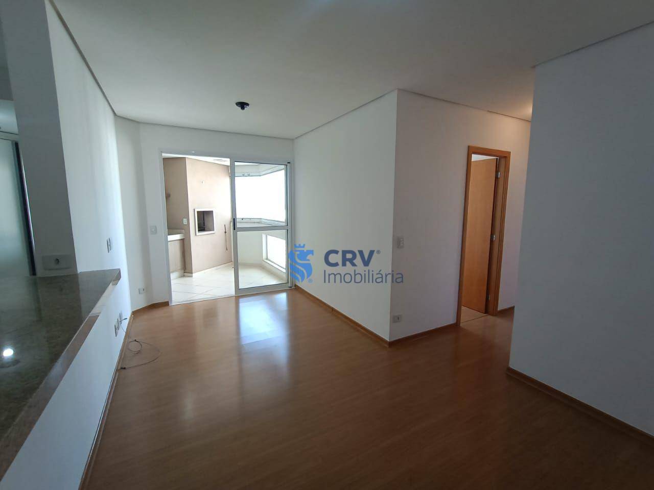 Apartamento à venda com 3 quartos, 81m² - Foto 2