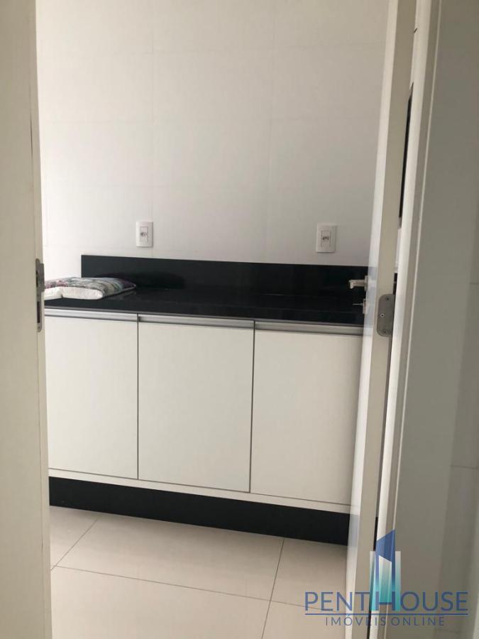 Apartamento para alugar com 3 quartos, 132m² - Foto 5