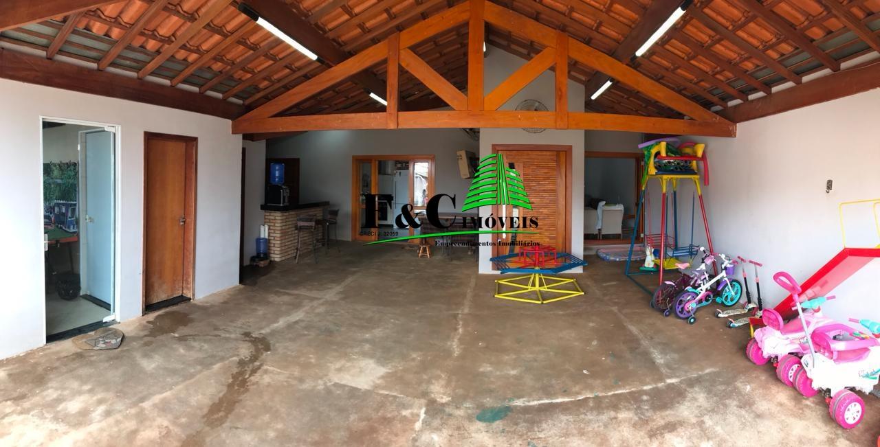 Fazenda à venda com 3 quartos, 450m² - Foto 3