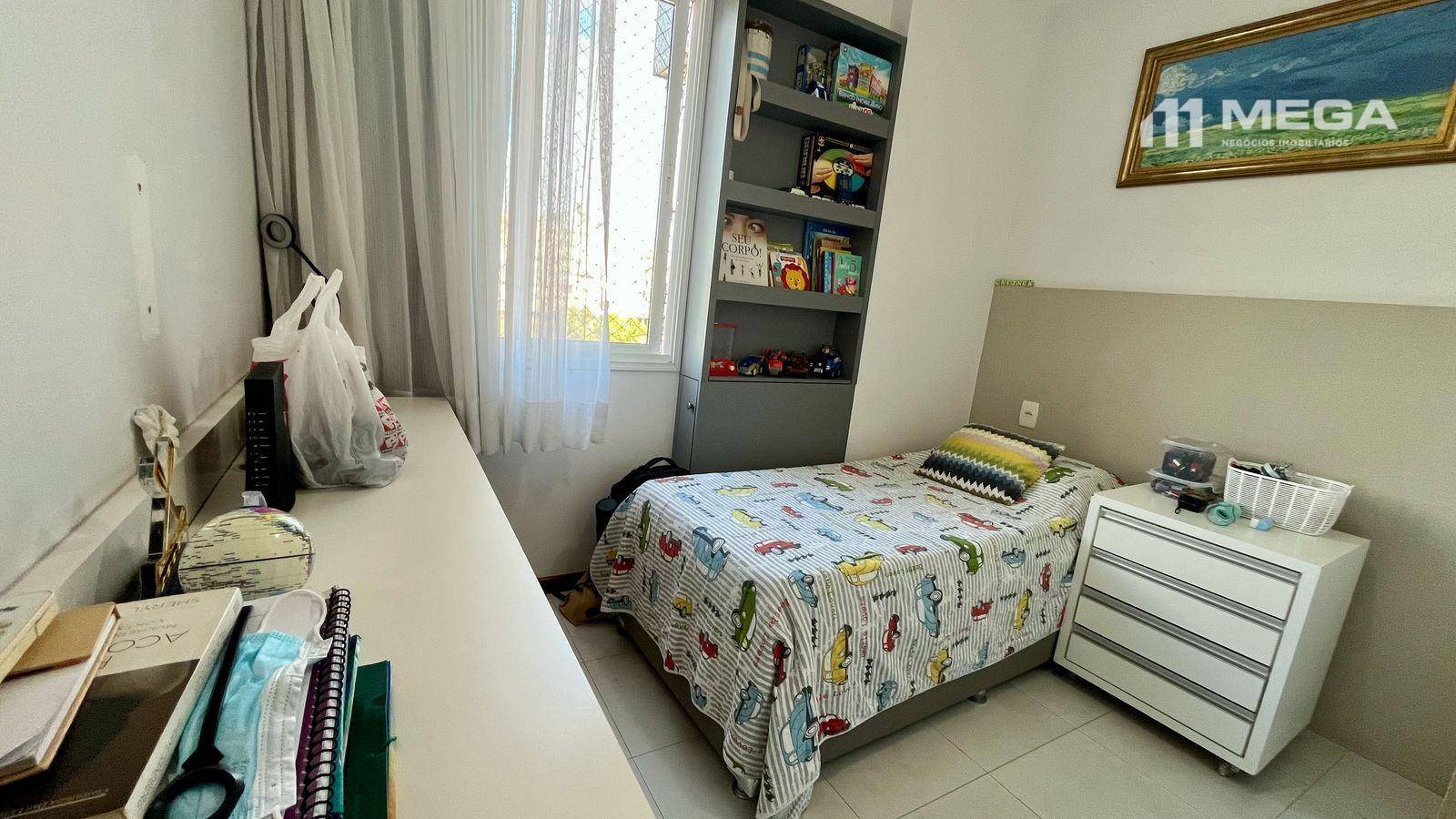 Apartamento à venda com 2 quartos, 62m² - Foto 4