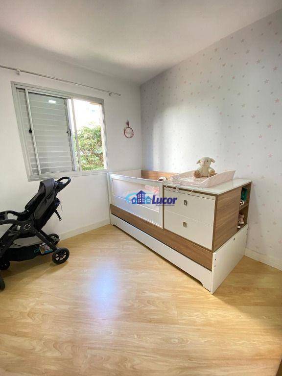 Apartamento à venda com 2 quartos, 56m² - Foto 9