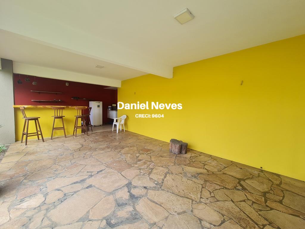 Casa à venda com 4 quartos, 334m² - Foto 6