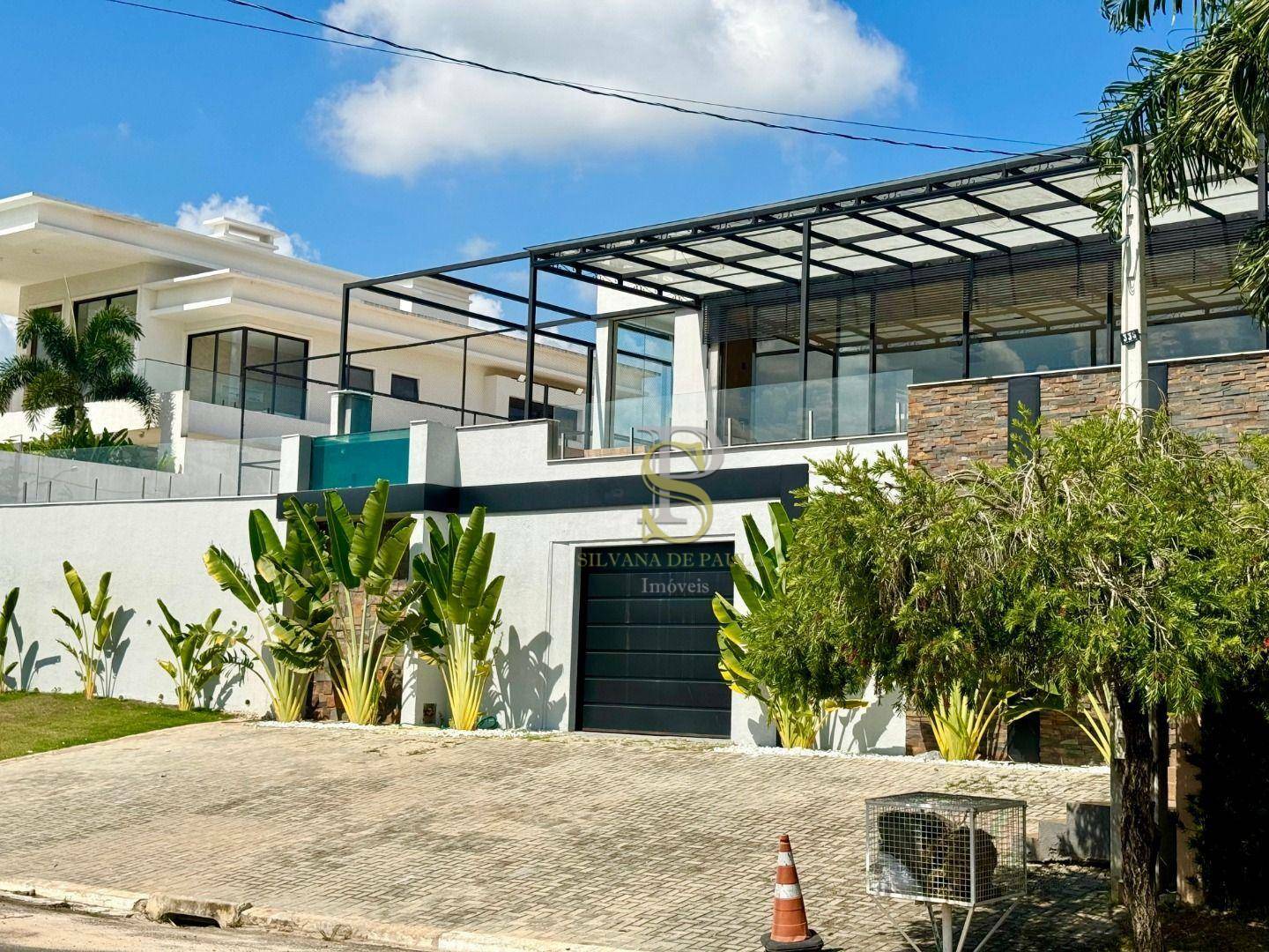 Casa de Condomínio para alugar com 4 quartos, 550m² - Foto 2