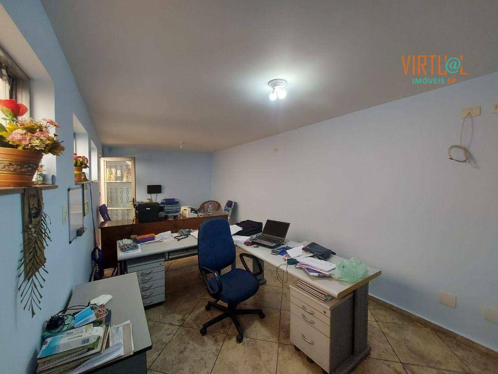 Casa à venda e aluguel com 3 quartos, 250m² - Foto 5