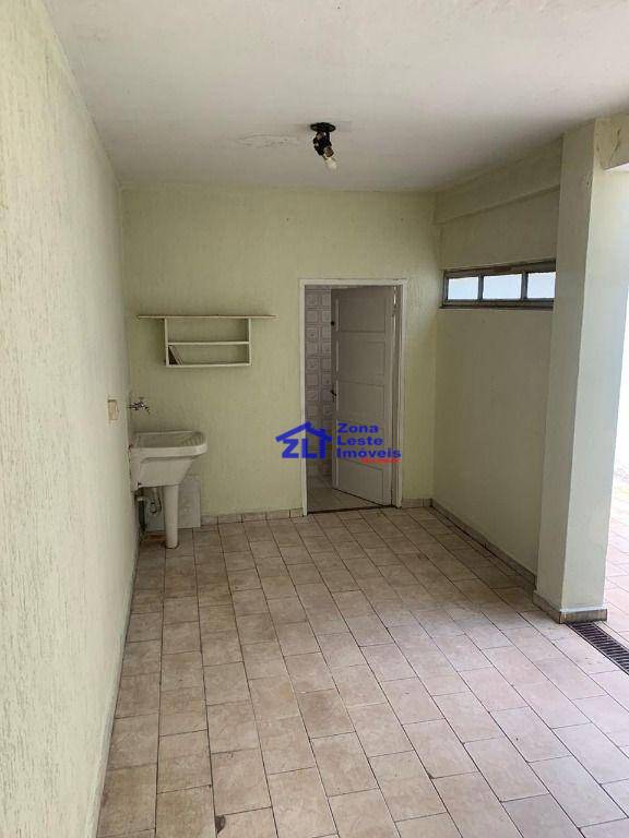 Sobrado à venda com 2 quartos, 140m² - Foto 8