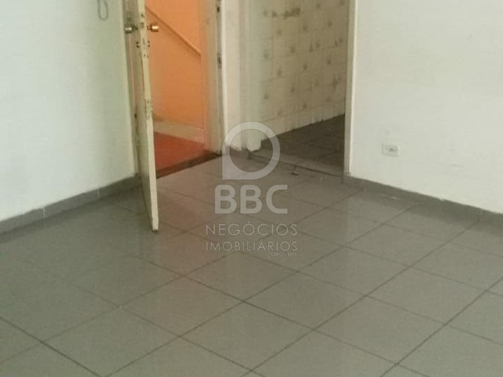 Apartamento para alugar com 2 quartos, 70m² - Foto 2