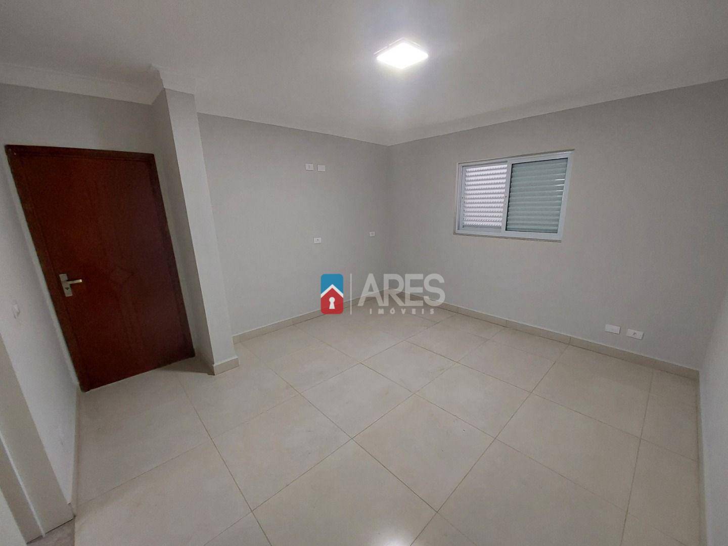 Casa à venda com 4 quartos, 270m² - Foto 11