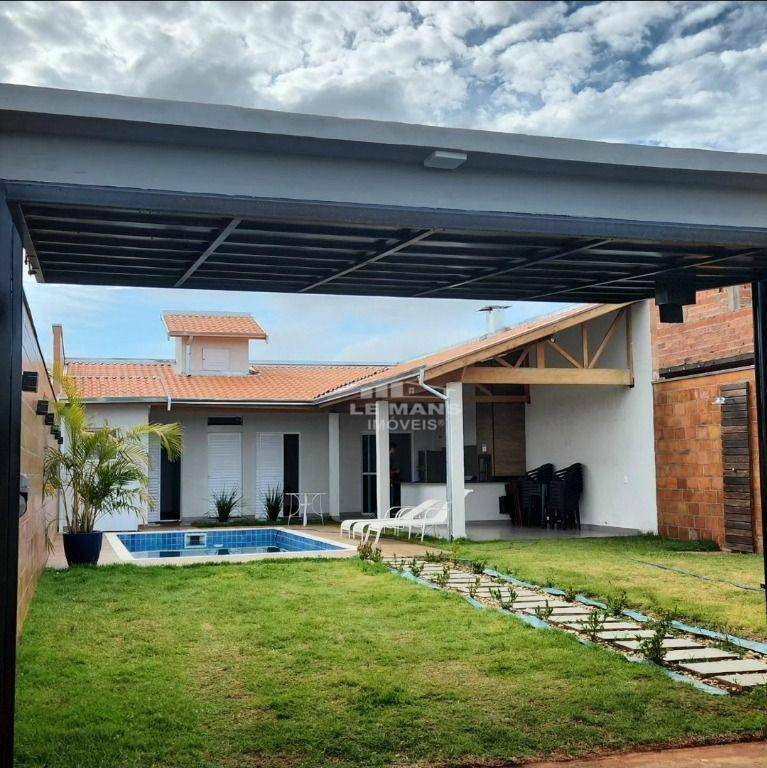 Casa à venda com 2 quartos, 90m² - Foto 3