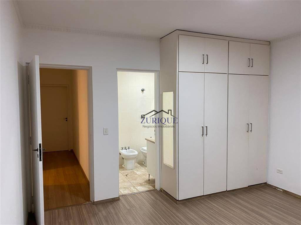 Sobrado para alugar com 4 quartos, 395m² - Foto 10