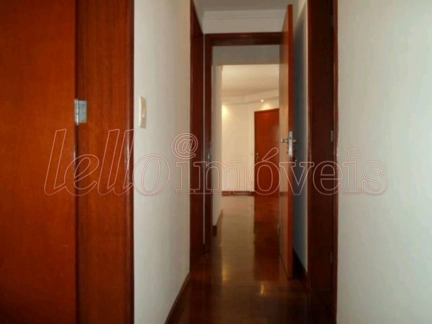 Apartamento para alugar com 3 quartos, 110m² - Foto 17