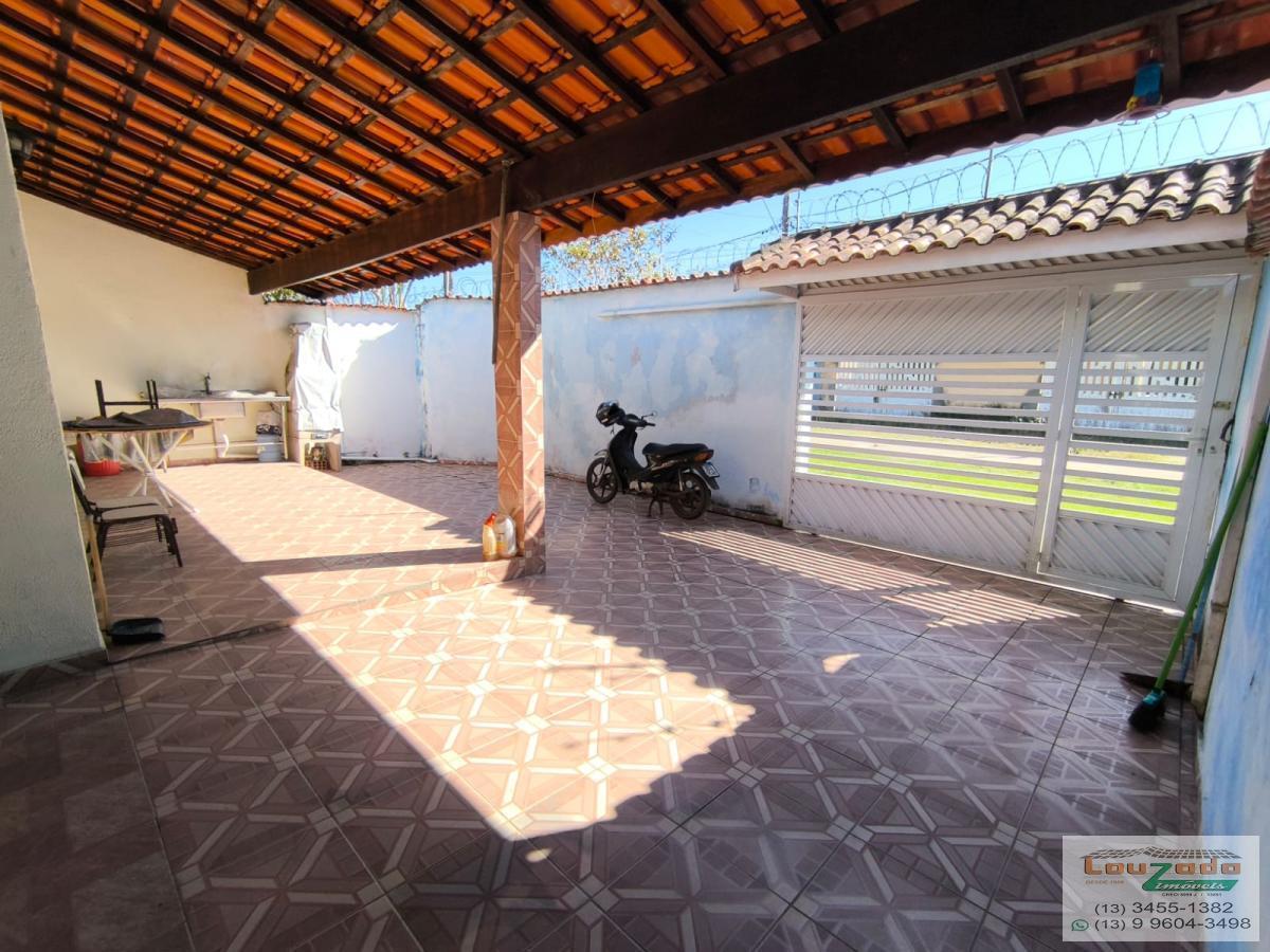 Casa à venda com 3 quartos, 270m² - Foto 2