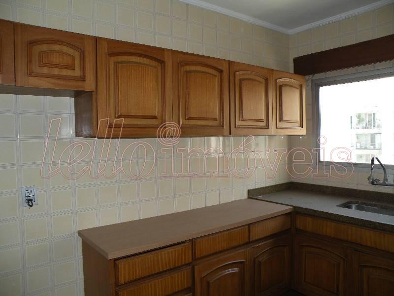 Apartamento para alugar com 3 quartos, 154m² - Foto 17