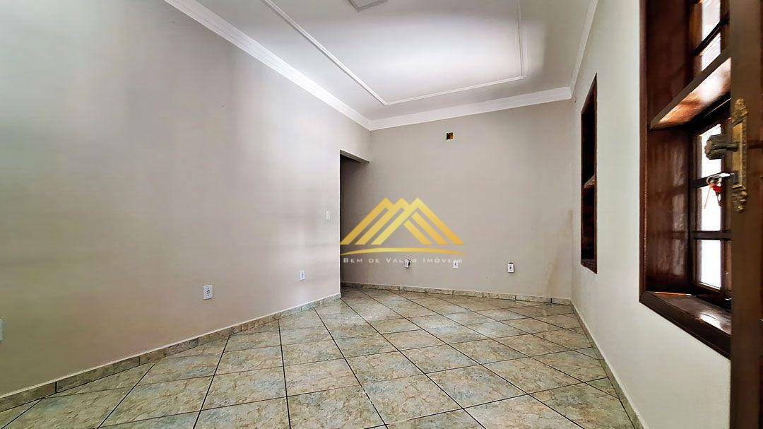 Sobrado à venda com 4 quartos, 204m² - Foto 3