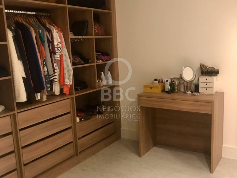 Apartamento à venda com 3 quartos, 234m² - Foto 28