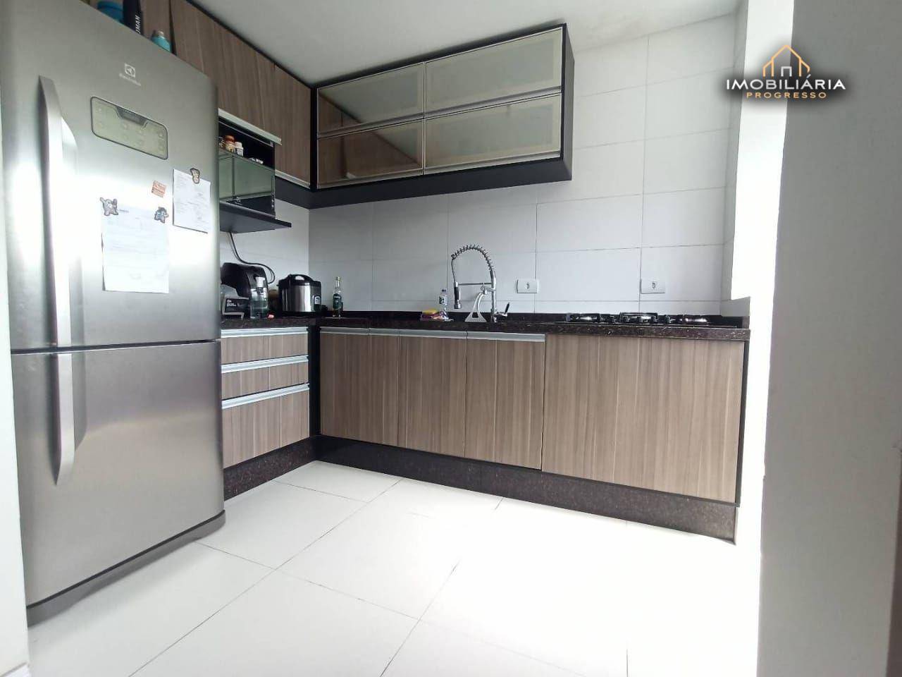 Apartamento à venda com 3 quartos, 70m² - Foto 6