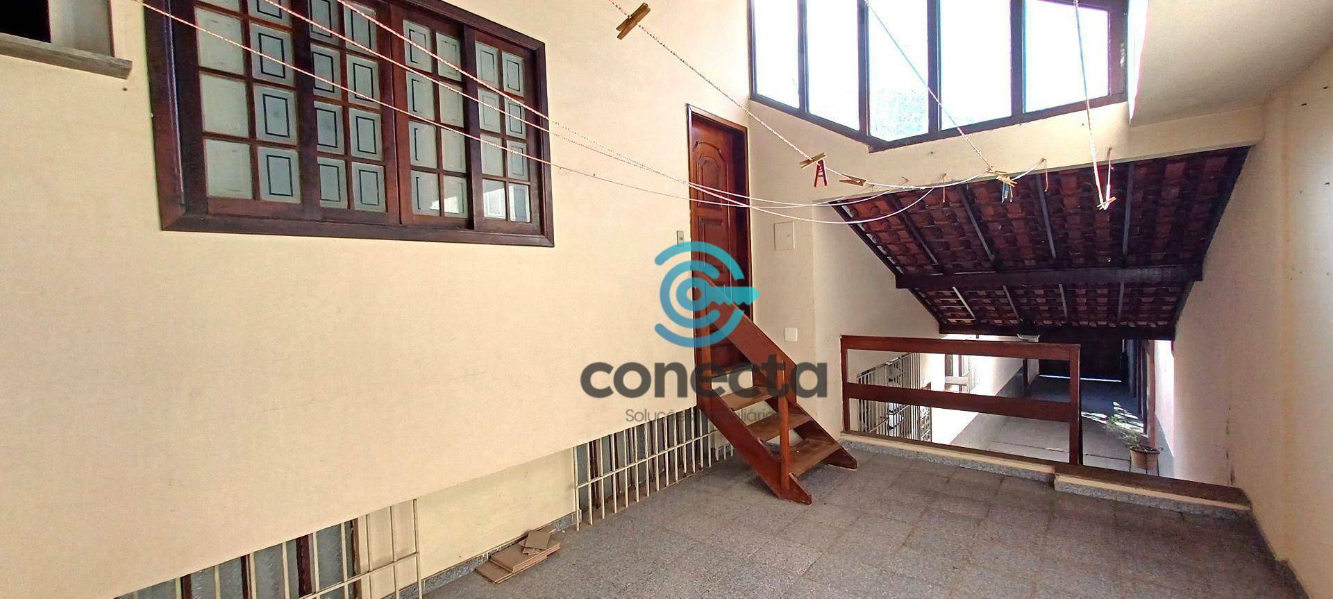 Casa à venda e aluguel com 6 quartos, 400m² - Foto 5