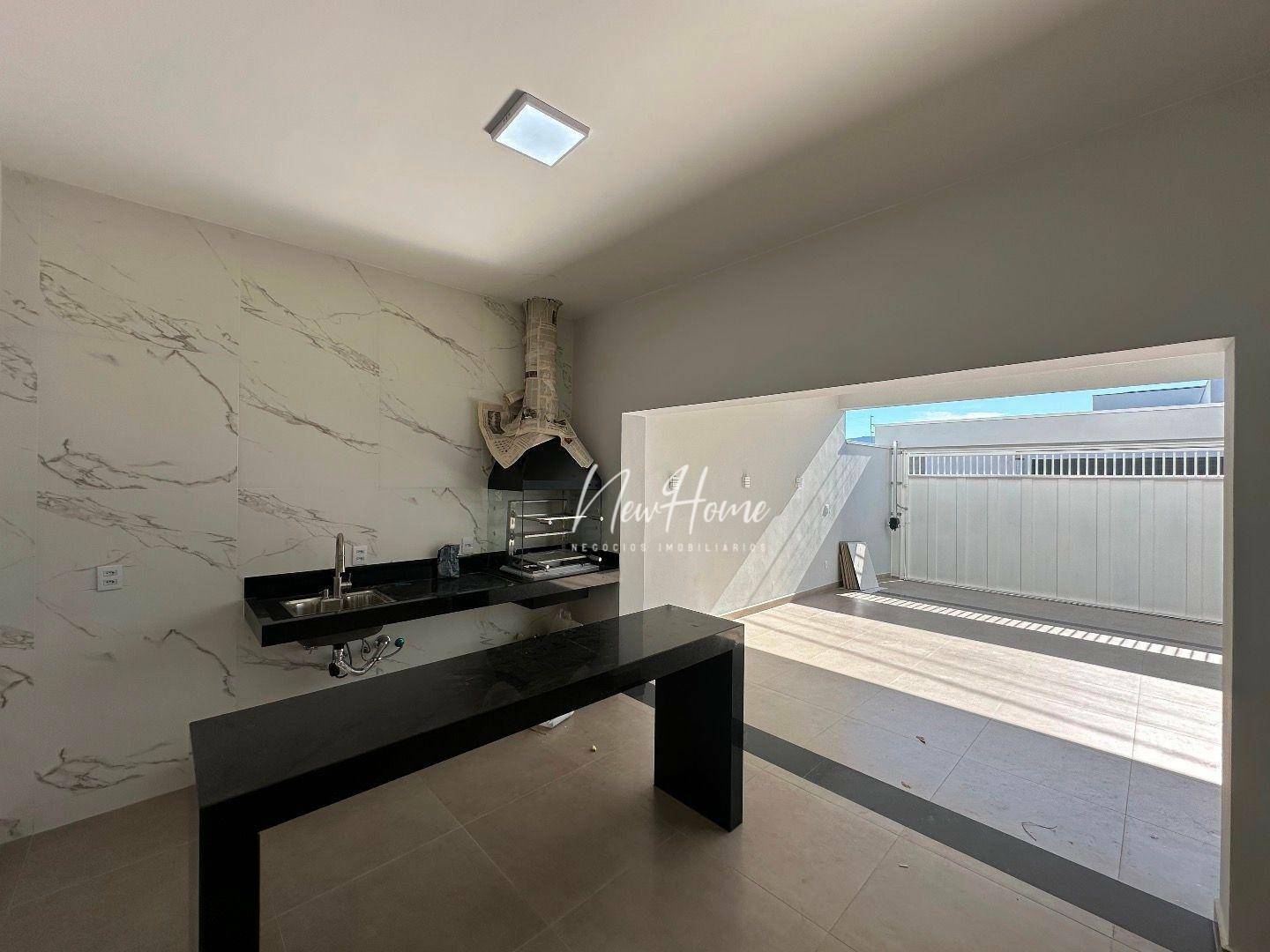 Casa à venda com 3 quartos, 160m² - Foto 3