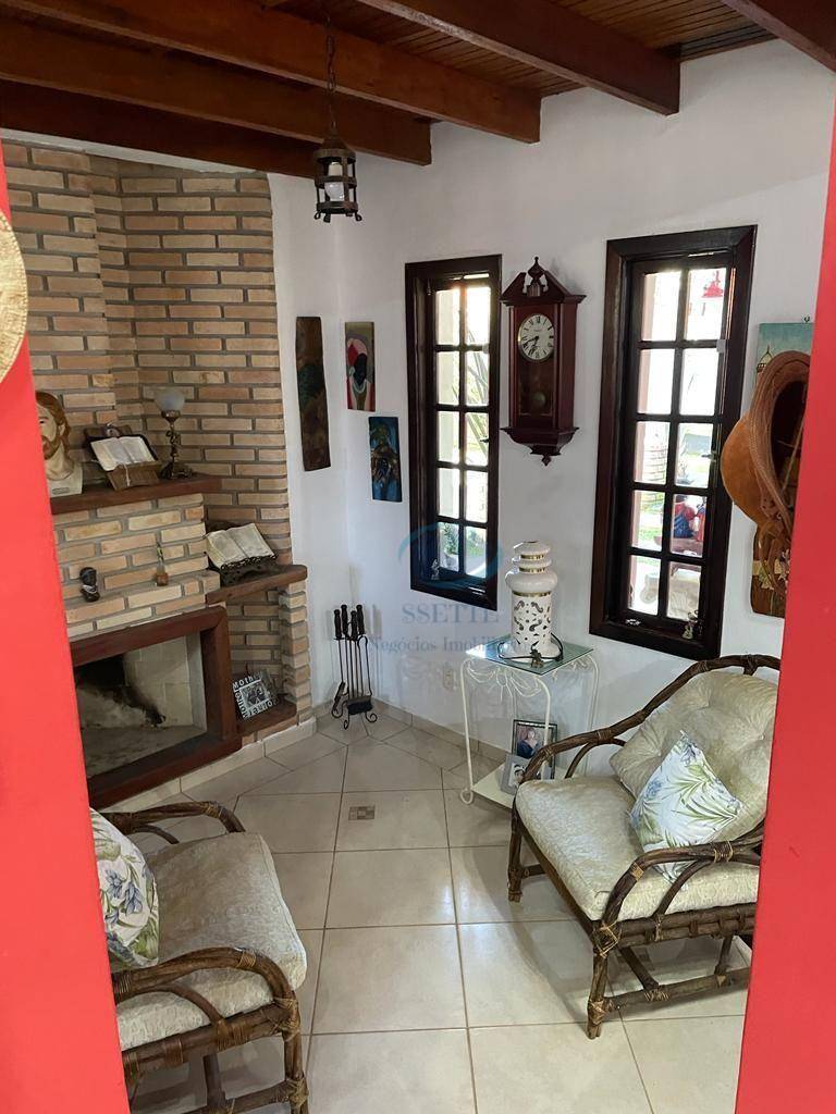 Chácara à venda com 4 quartos, 330m² - Foto 7