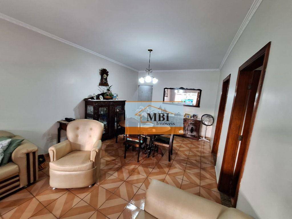 Sobrado à venda com 4 quartos, 121m² - Foto 4