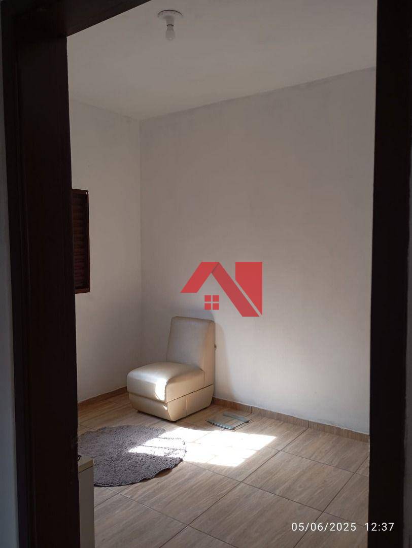 Casa para alugar com 2 quartos, 57m² - Foto 5