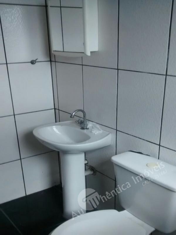 Casa para alugar com 2 quartos, 70m² - Foto 23