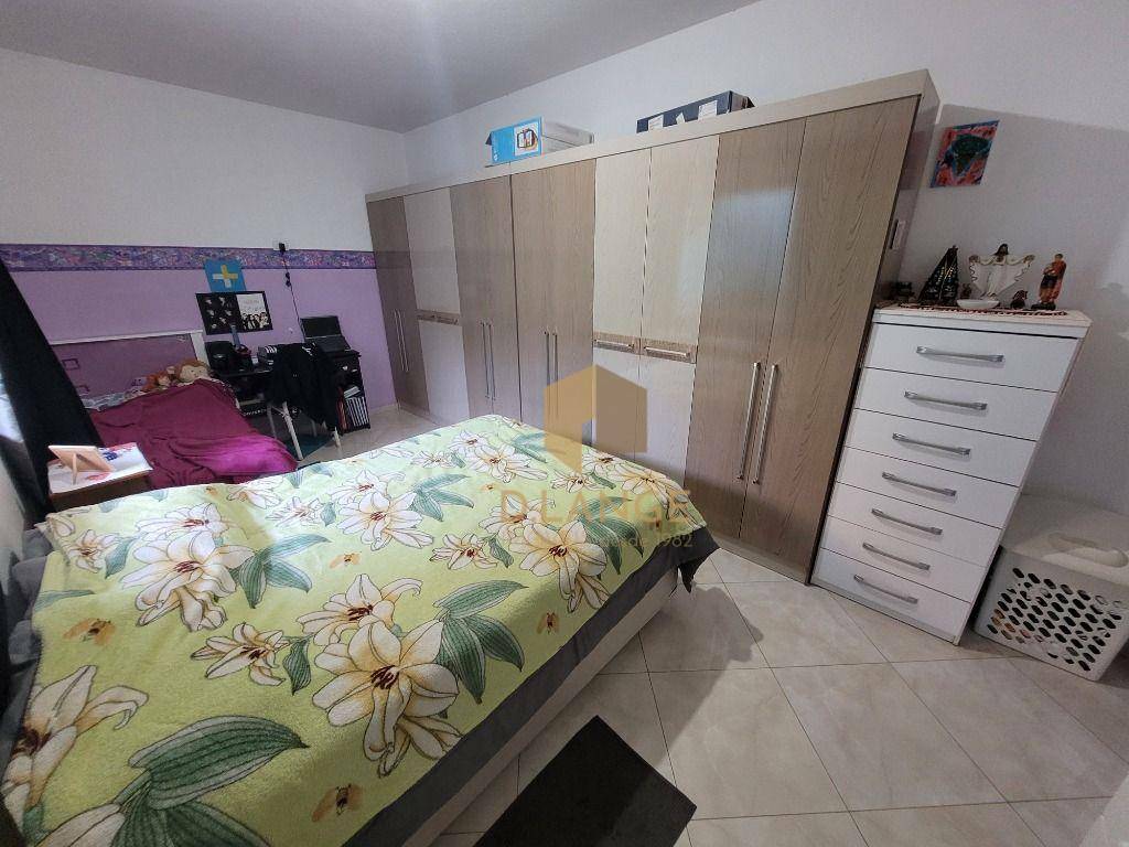 Casa à venda com 1 quarto, 90m² - Foto 8