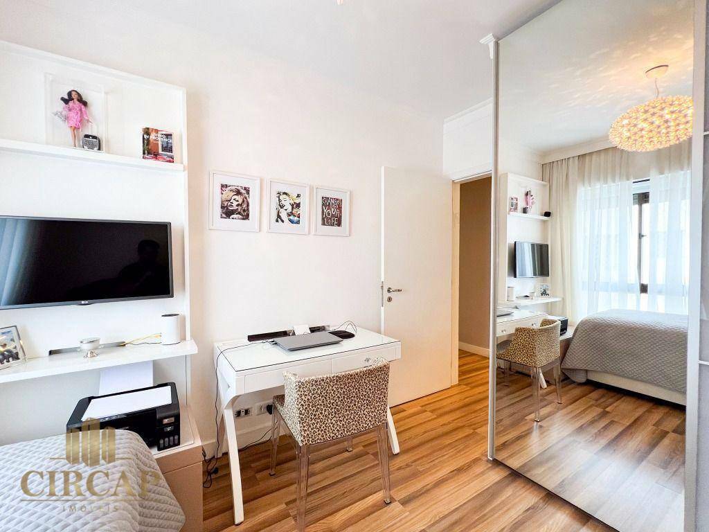 Apartamento à venda com 4 quartos, 181m² - Foto 14