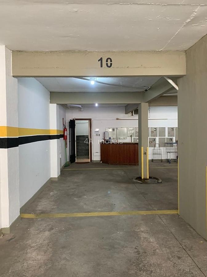 Apartamento à venda com 4 quartos, 180m² - Foto 3