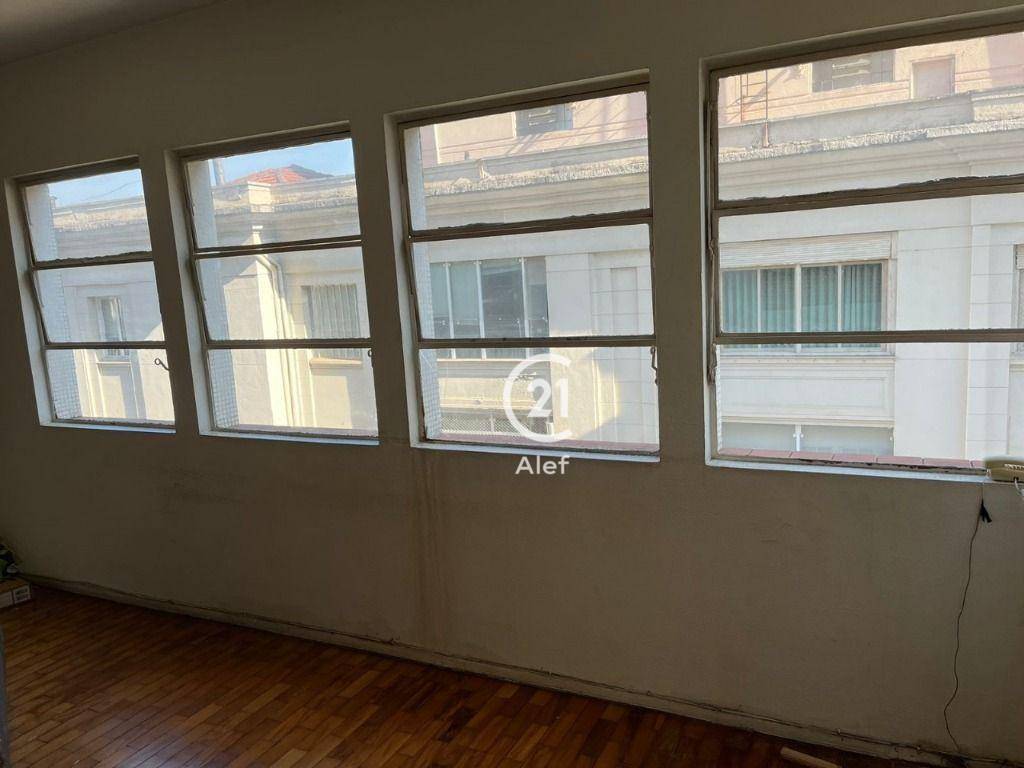 Apartamento à venda com 3 quartos, 104m² - Foto 1