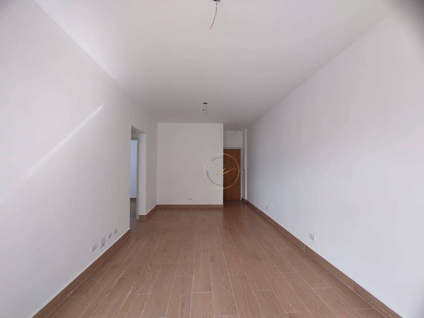 Apartamento à venda com 2 quartos, 72m² - Foto 2