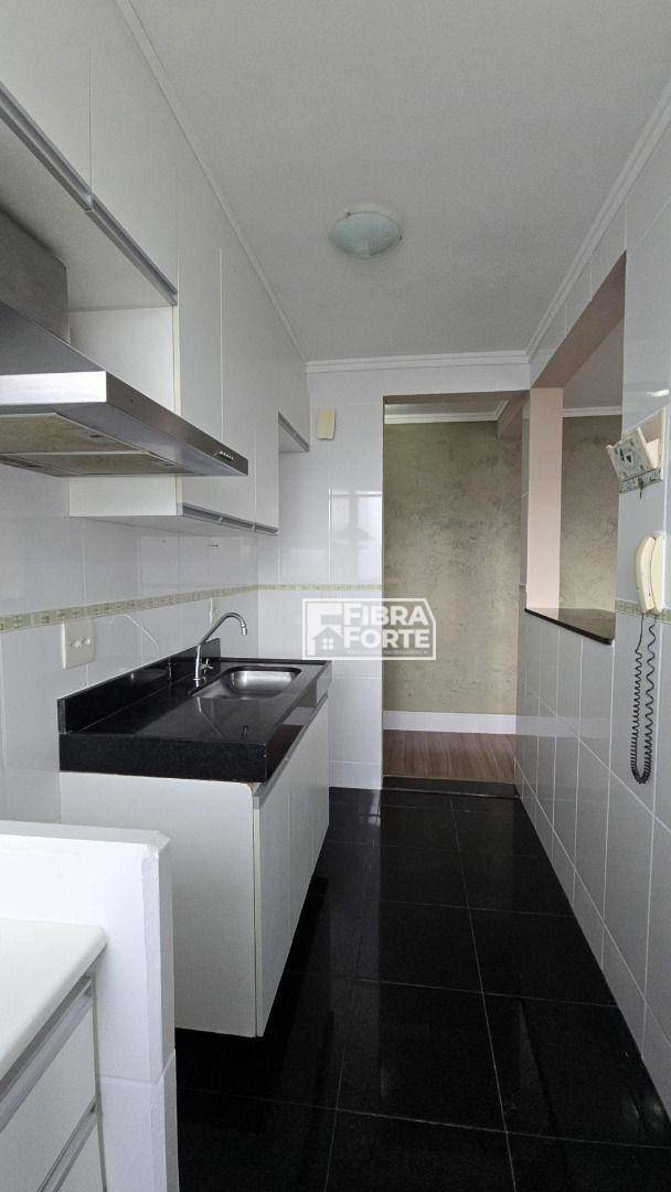 Apartamento para alugar com 3 quartos, 121m² - Foto 32