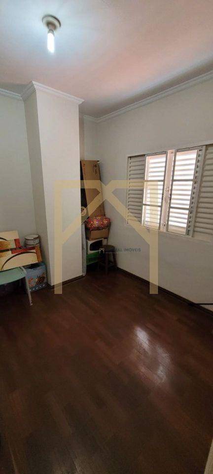 Casa à venda com 5 quartos, 180m² - Foto 10