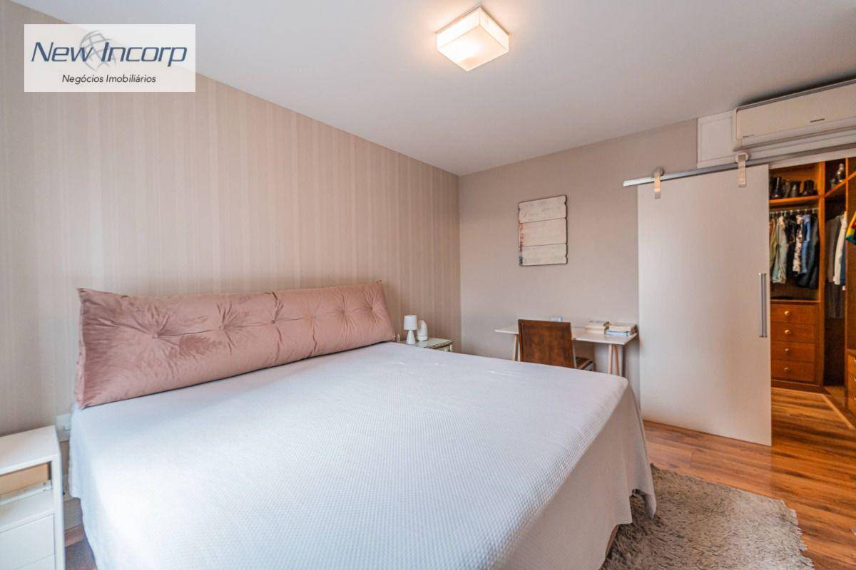 Apartamento à venda com 3 quartos, 132m² - Foto 19