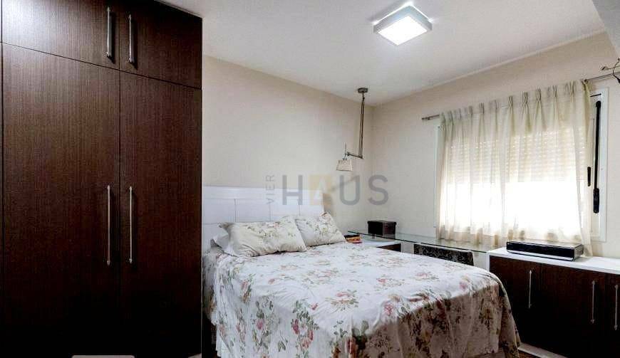 Apartamento à venda com 3 quartos, 140m² - Foto 25