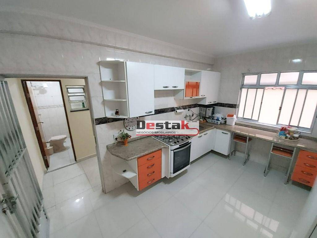 Sobrado à venda com 3 quartos, 189m² - Foto 18